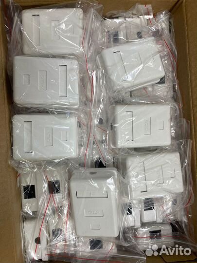 Розетки компьютерные Maxys RJ-45 (8P8C)