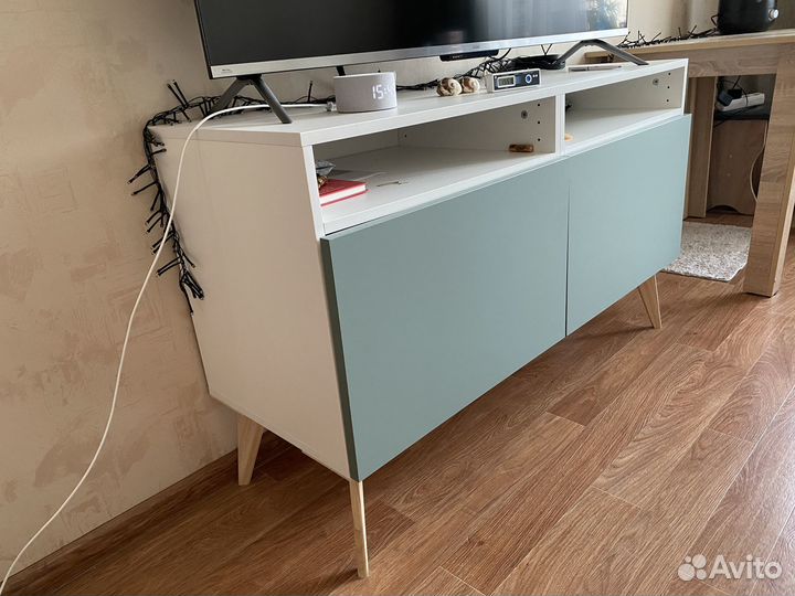 Тумба под телевизор