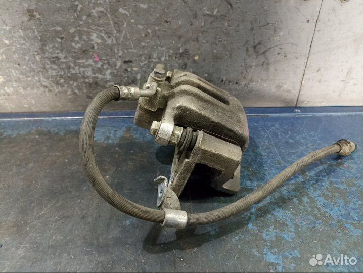 Суппорт задний левый Chevrolet Captiva C140