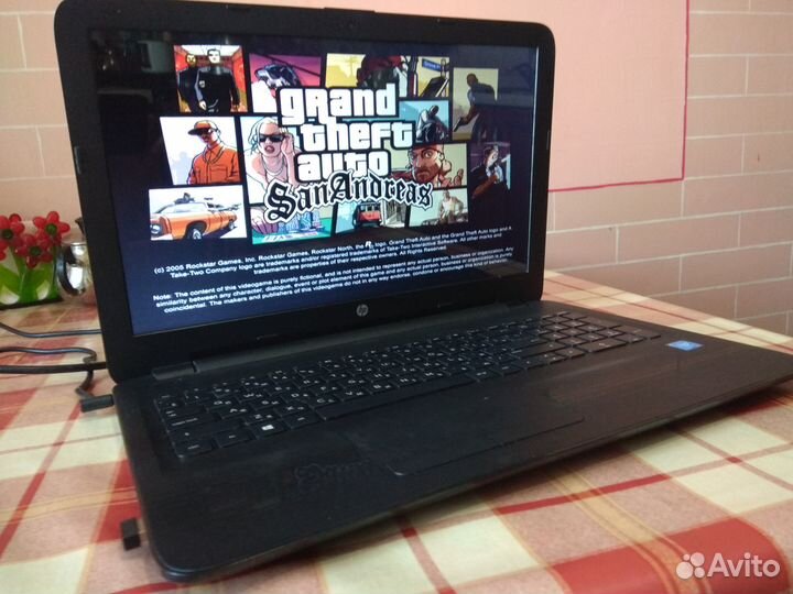 Отличный тонкий hp SSD 240gb для работы