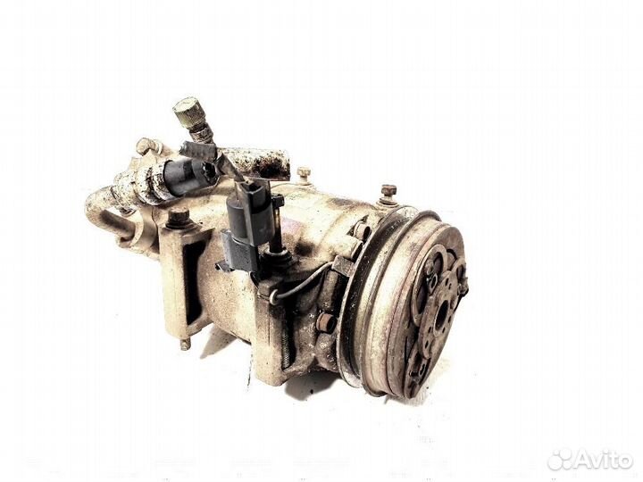 Компрессор кондиционера Mitsubishi L200