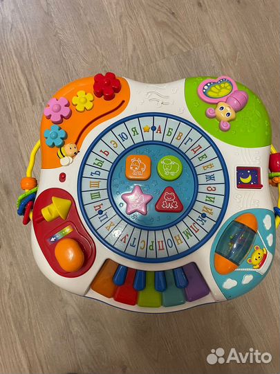 Развивающий музыкальный столик