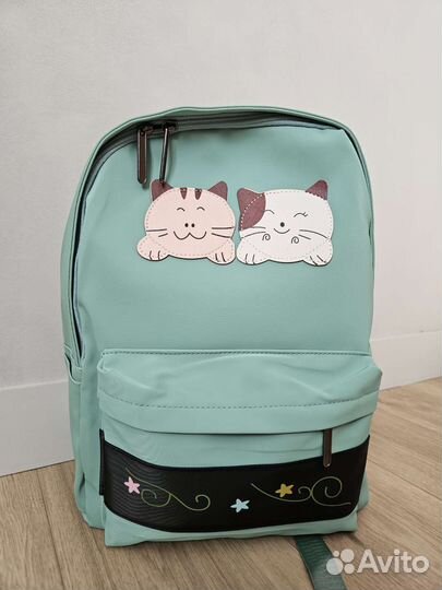 Рюкзак школьный для девочки новый