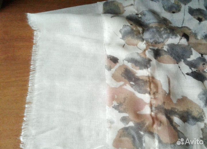 Шарф женский(палантин) Avon