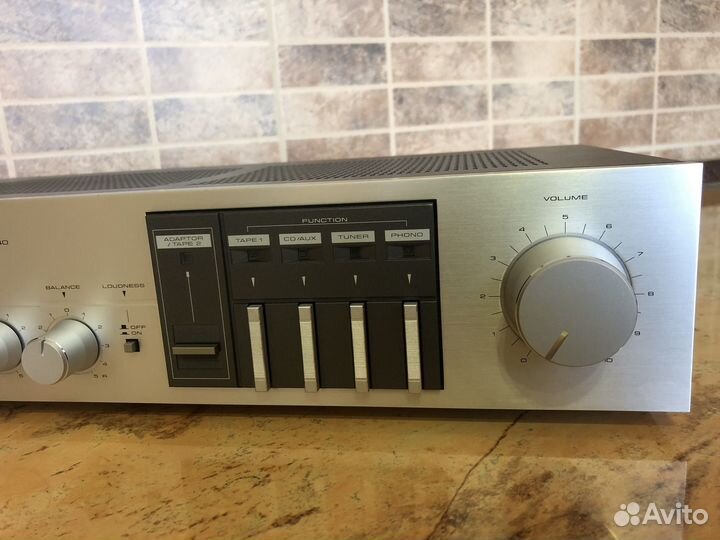 Усилитель Pioneer SA-540 (220V, 1983год)