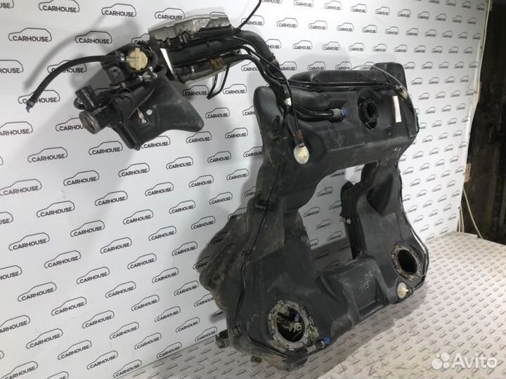 Топливный бак (бензобак) Audi A6 C5 4B 2.4 BDV