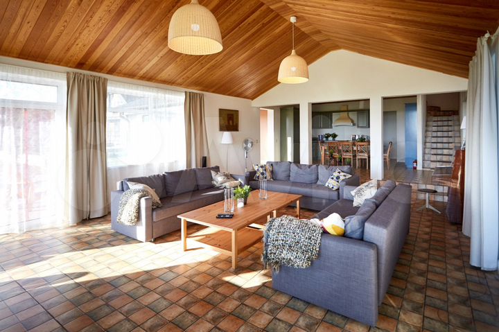 Коттедж 180 м² на участке 50 сот.