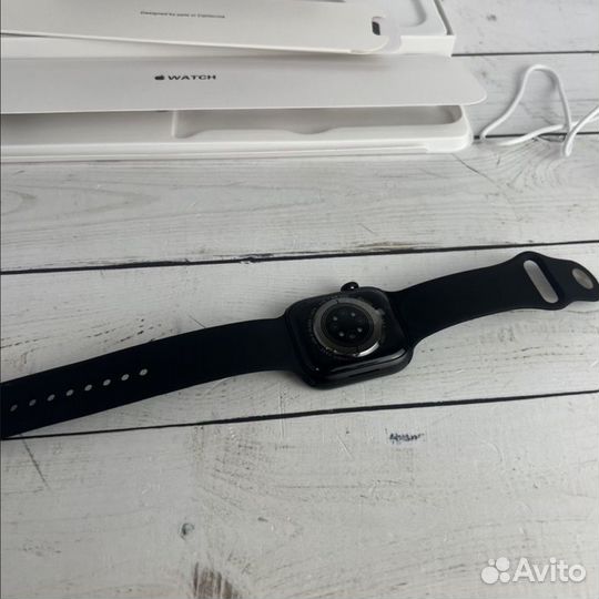 Apple watch series 8