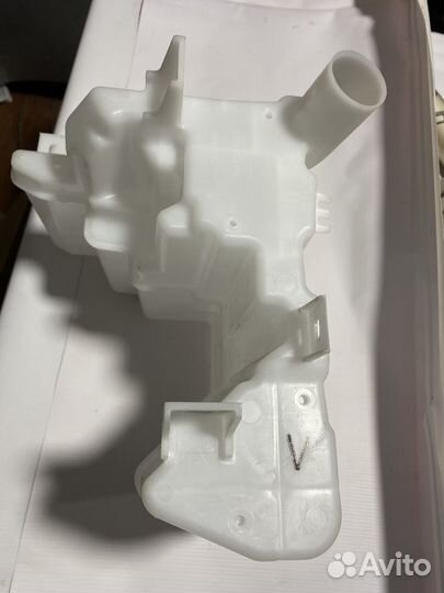 Бачок омывателя infiniti nissan