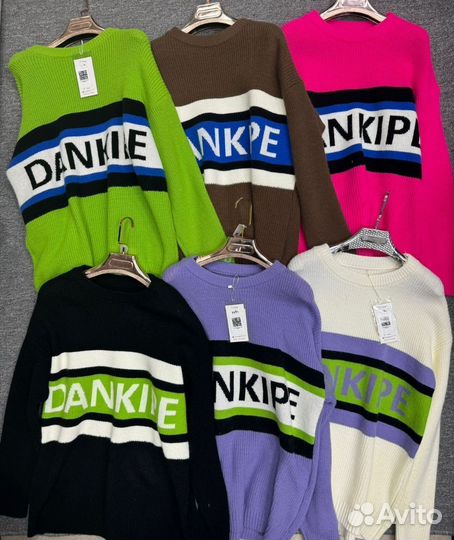 Свитер женский