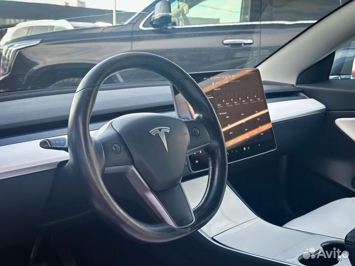 Tesla Model 3 211 л.с. AT, 2019, 164 475 км