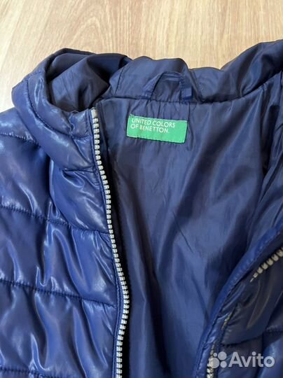 Пальто для девочки утепленное 128 р Benetton