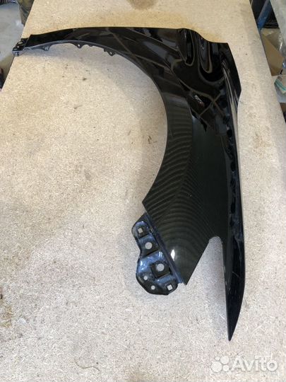 Крыло правое Toyota Camry V70 оригинал