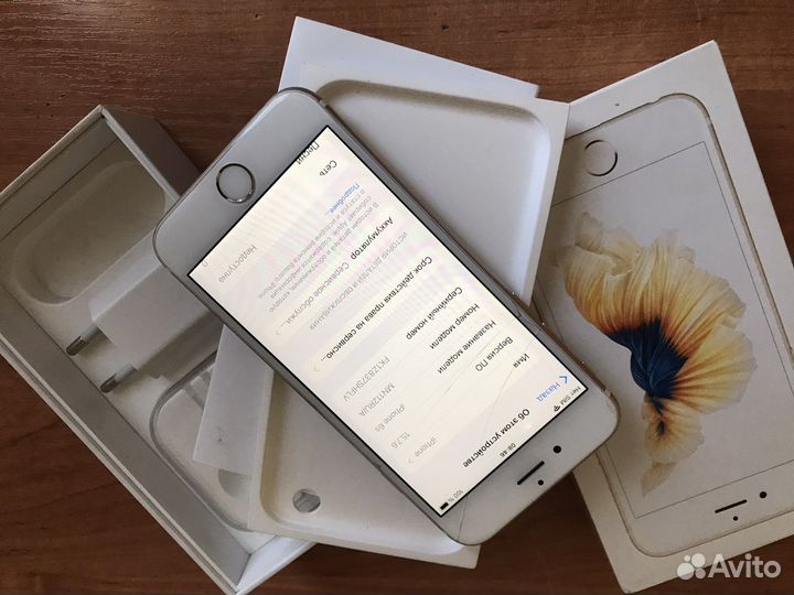 Телефон iPhone 6s айфон