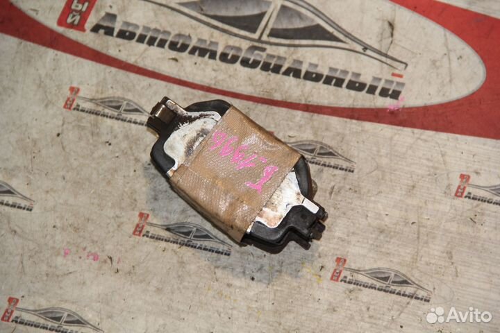 Колодки тормозные перед c Toyota Chaser GX100 1G-F