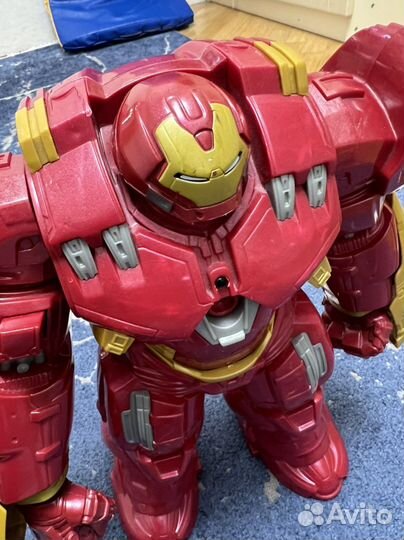 Железный человек игрушка