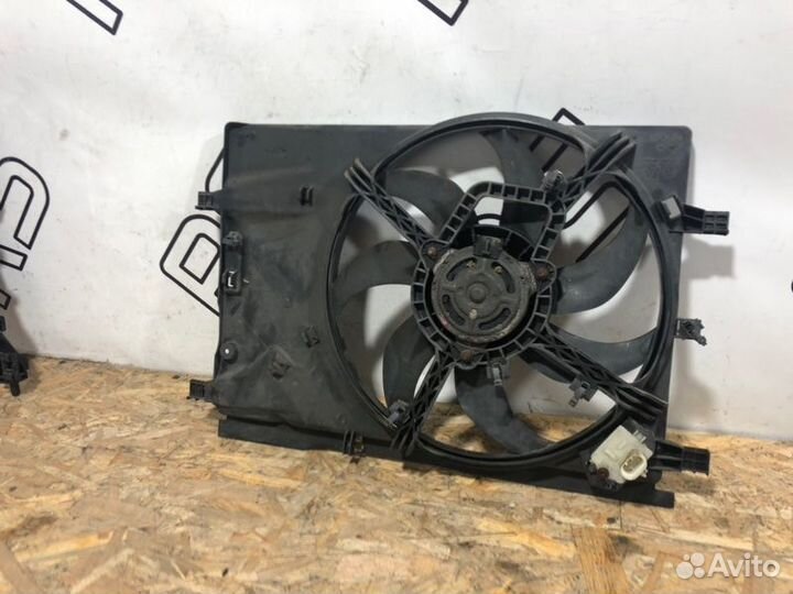 Вентилятор охлаждения радиатора Opel Corsa D