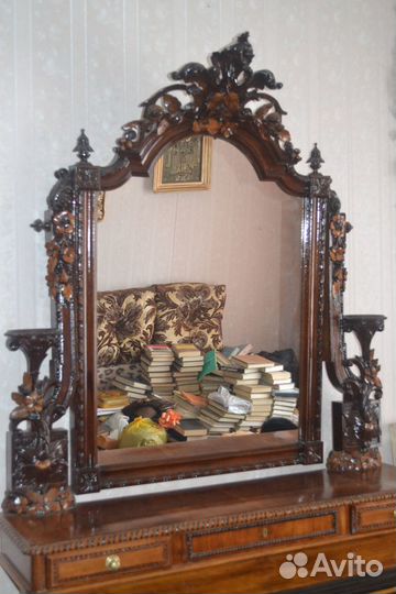 Старинное зеркало.Антиквариат