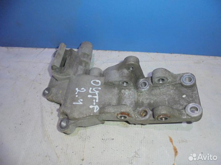 Кронштейн генератора Mitsubishi Outlender Xl