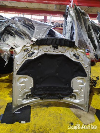 Капот Mercedes-Benz E-Class W211 113.967 2005