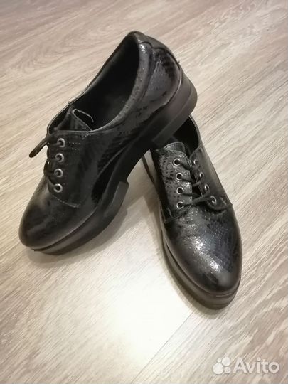 Ботинки женские