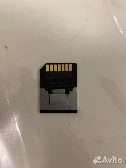 Карты памяти разные