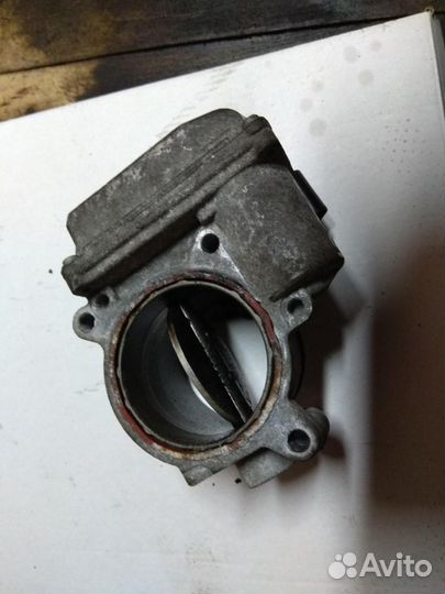 Заслонка дроссельная 35100-27410 2.0 crdi Hyundai