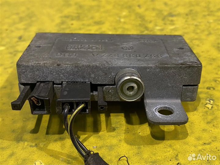 Усилитель антенны #: 2758 Volkswagen Passat (B5)