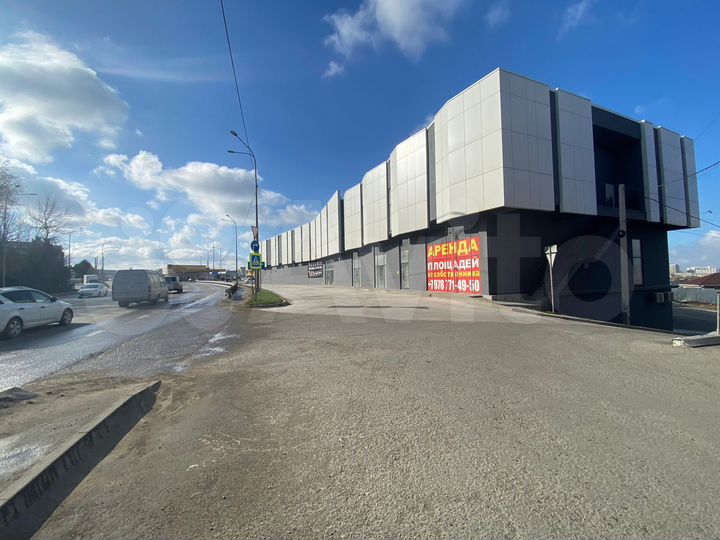 Торговая площадь в новом ТЦ, 680 м²