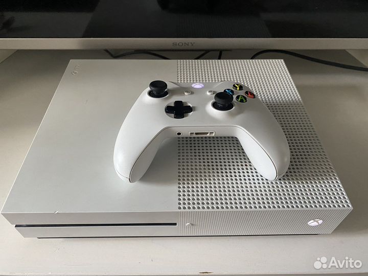 Xbox One S