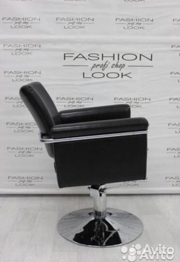 Парикмахерское кресло «лесли»