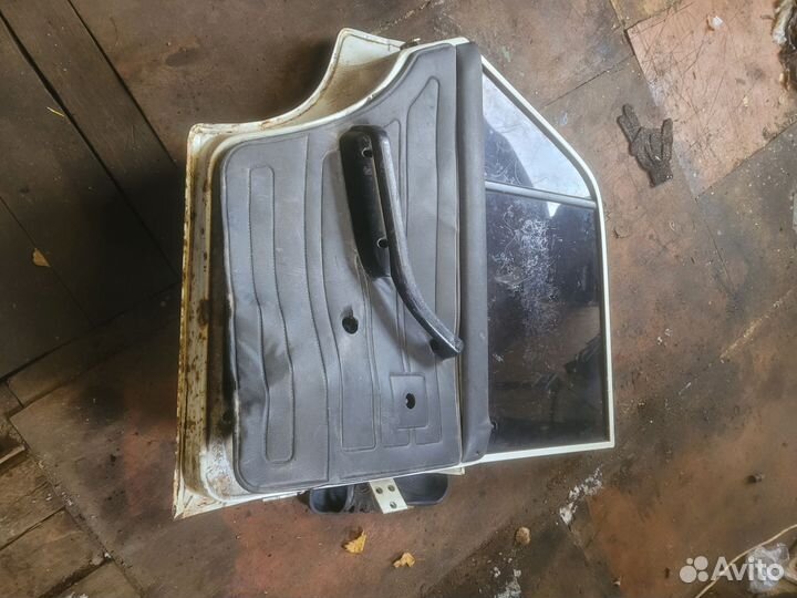 Двери ваз 2107 задние