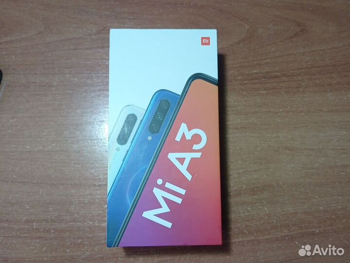 Телефон Xiaomi mi a3
