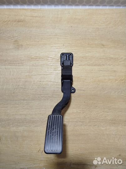 Педаль газа Chery Tiggo T11 1.8