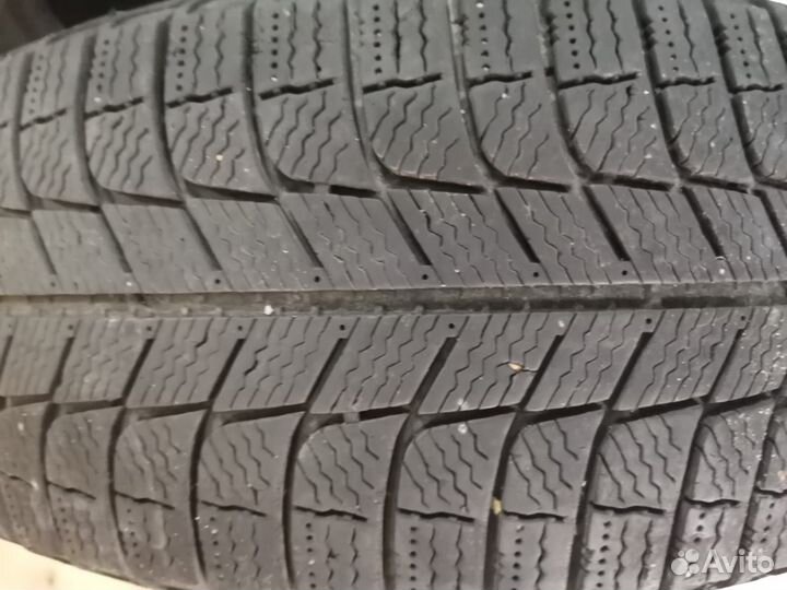 Michelin X-Ice 205/55 R16