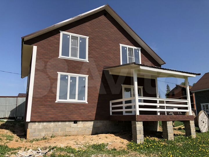 Дом 160 м² на участке 5 сот.