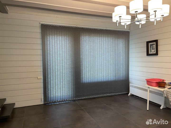 Жалюзи на окна рулонные