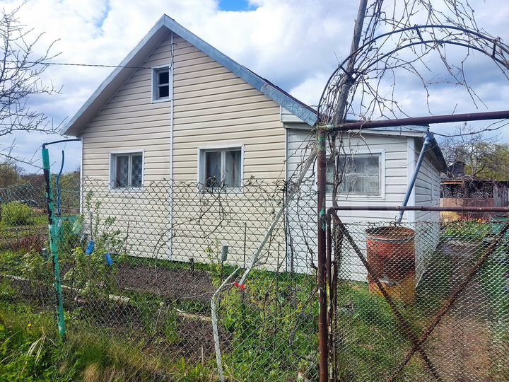 Дача 58 м² на участке 5 сот.