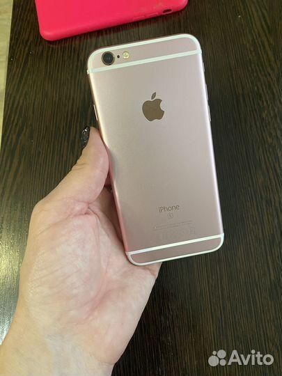 iPhone 6S, 32 ГБ