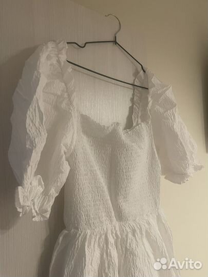 Летнее белое платье