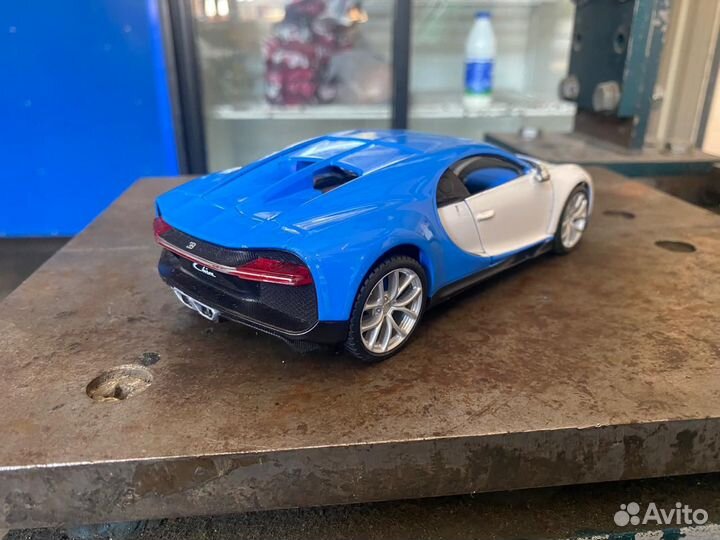 Модель Bugatti Chiron Maisto 1/24