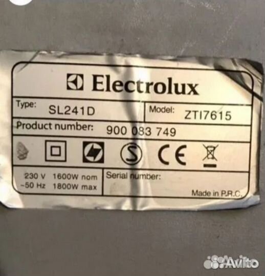 Пылесос Electrolux 1800Вт