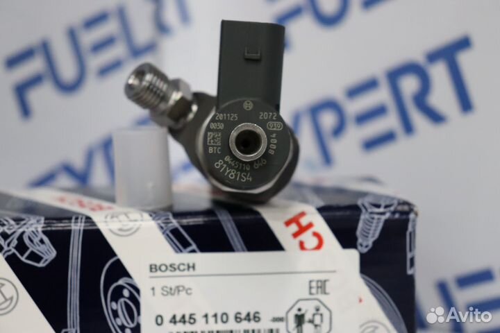 Форсунка топливная 0445110646