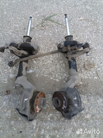 Фонарь и много других запчастей Дэу Нексия