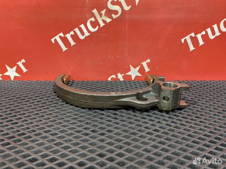 Вилка переключения передач 2020г