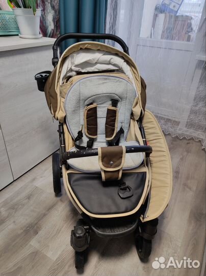 Коляска прогулочная