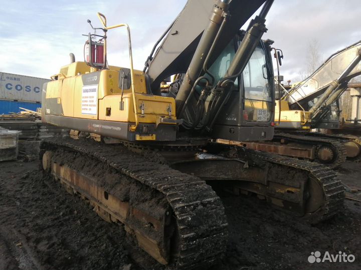 Гусеничный экскаватор Volvo EC480DL, 2015