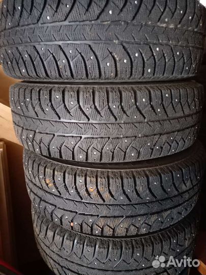 Bridgestone Ice Cruiser 7000 185/65 R15