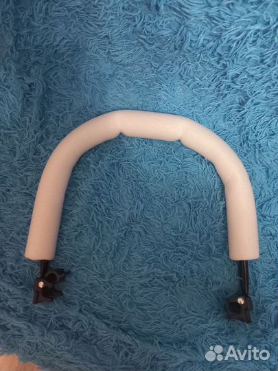 Универсальный бампер на коляску