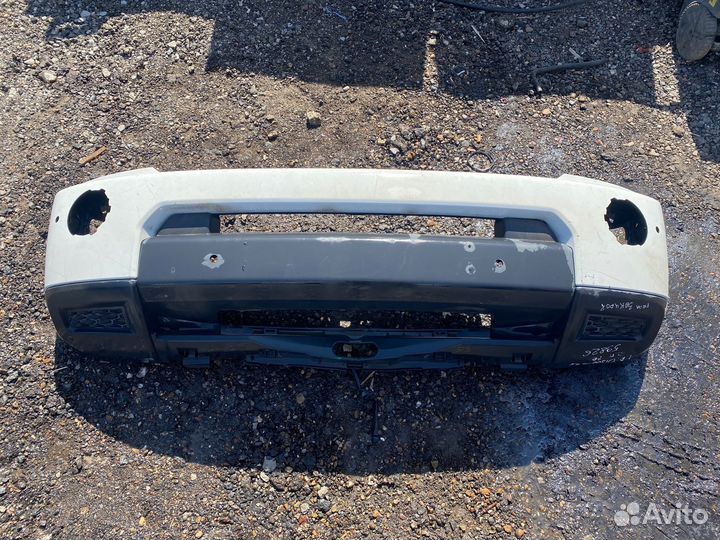 Бампер передний Land Rover Discovery 2012г